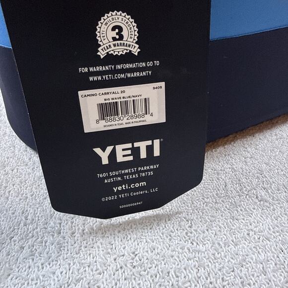 Yeti Camino 20 Carryall Big Wave Blue New With Tags! - Picture 6 of 8